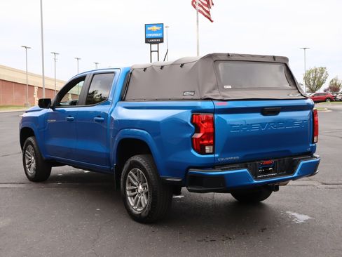 Used 2023 Chevrolet Colorado LT w/ LT Convenience Package image 6