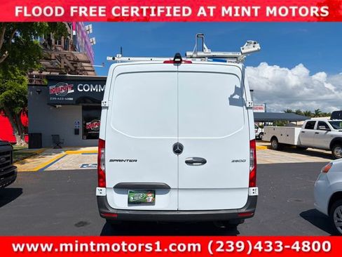 Used 2019 Mercedes-Benz Sprinter 2500 image 15
