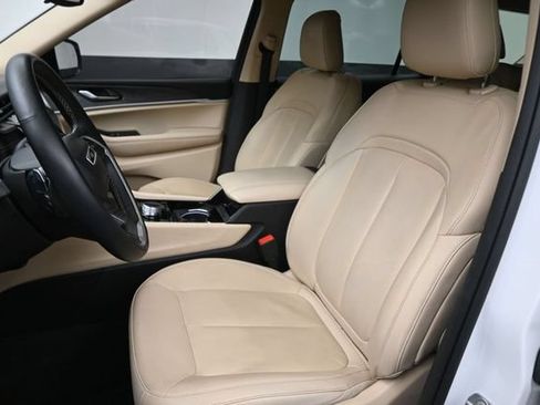 Used 2021 Jeep Grand Cherokee L Limited RWD image 33