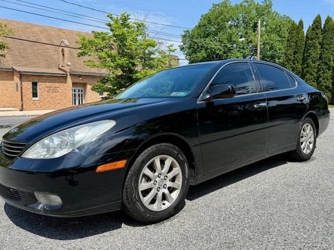 Used 2003 Lexus ES 330 FWD image 1