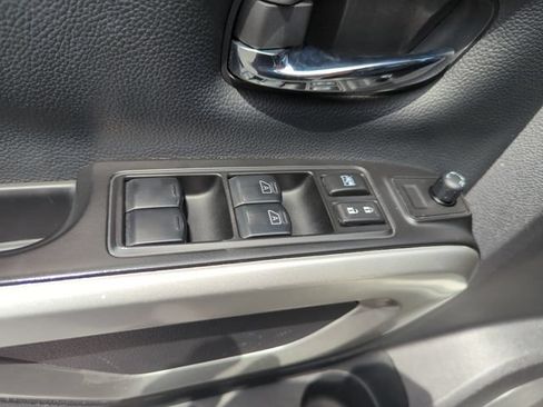 Certified 2023 Nissan Titan SV RWD image 33
