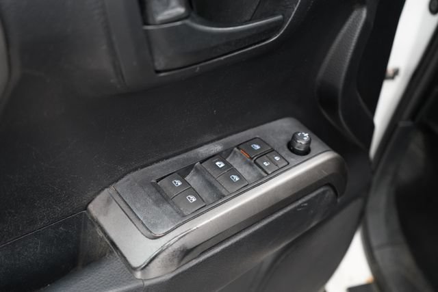 Used 2019 Toyota Tacoma SR5 AWD/4WD image 10