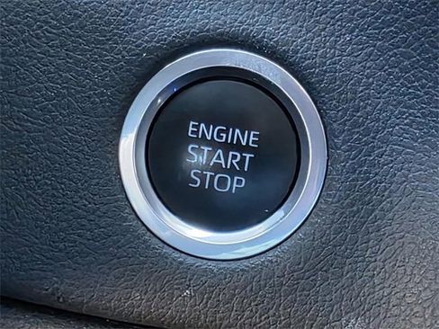 Used 2023 Toyota Tundra Limited image 23