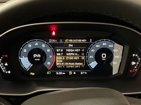 New 2025 Audi Q3 2.0T Premium image 13