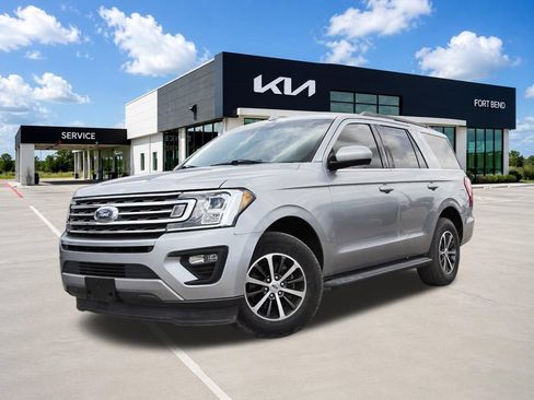 Used 2021 Ford Expedition XLT RWD image 1