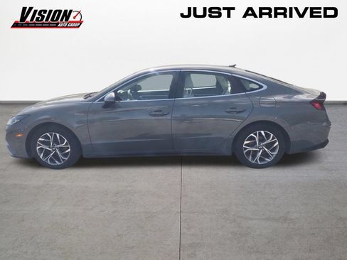 Used 2023 Hyundai Sonata SEL FWD image 2