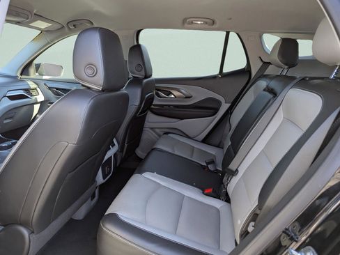 Used 2024 GMC Terrain SLT FWD image 34