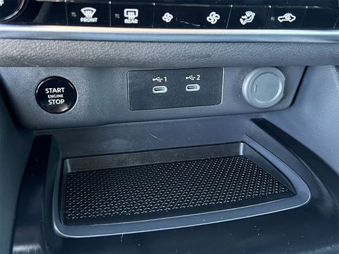 Certified 2025 Nissan Rogue SV image 21