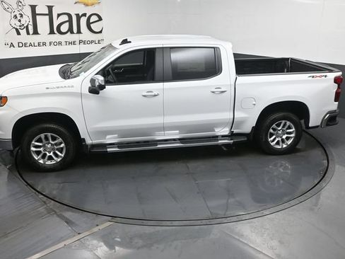 New 2026 Chevrolet Silverado 1500 LT w/ Safety Package AWD/4WD image 36