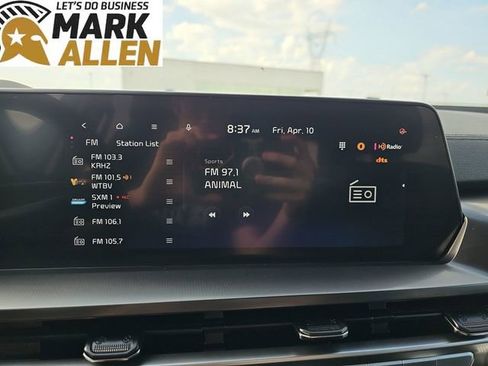 Used 2025 Kia Telluride S image 13