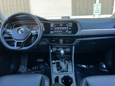 Used 2021 Volkswagen Jetta S image 15