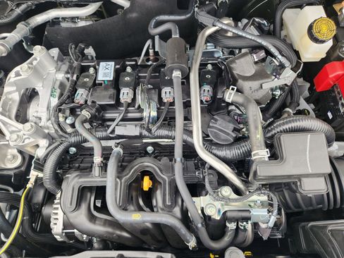 New 2026 Nissan Kicks SR image 25