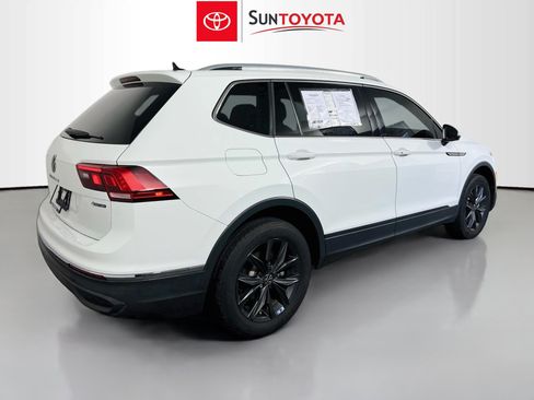 Used 2024 Volkswagen Tiguan SE AWD/4WD image 4