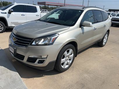 Used 2017 Chevrolet Traverse LT w/ Traveler's Package