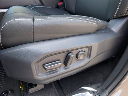 New 2026 Toyota Tundra SR5 AWD/4WD image 11