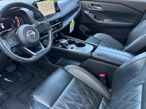 Used 2023 Nissan Rogue Platinum w/ Platinum Premium Package FWD image 11