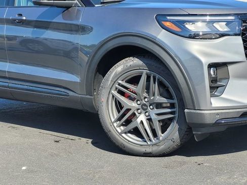 New 2026 Ford Explorer ST AWD/4WD image 2