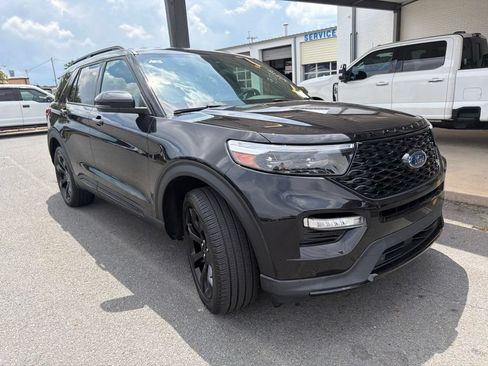 Used 2024 Ford Explorer ST w/ Equipment Group 401A AWD/4WD image 3