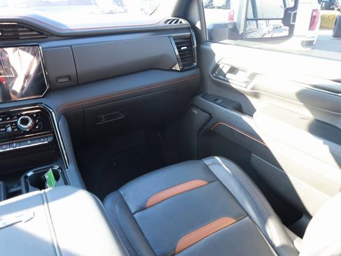 Used 2024 GMC Sierra 3500 AT4 w/ AT4 Premium Plus Package image 20