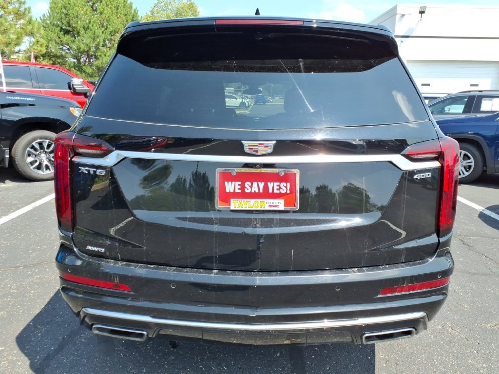 Used 2024 Cadillac XT6 Premium Luxury w/ LPO, Floor Liner Package AWD/4WD image 5