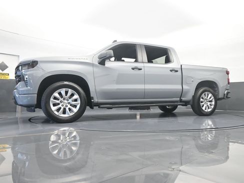 Used 2024 Chevrolet Silverado 1500 Custom image 58