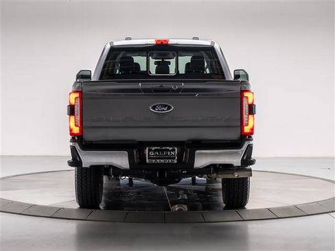 Used 2023 Ford F250 Lariat w/ Tow Technology Package image 4