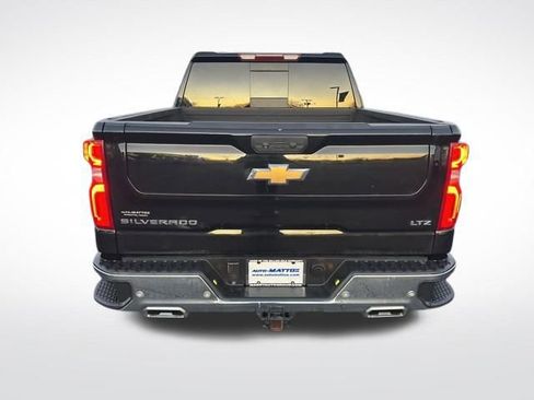 Used 2022 Chevrolet Silverado 1500 LTZ w/ LTZ Premium Package image 4