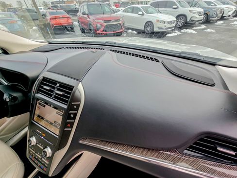 Used 2019 Lincoln MKC Black Label image 4