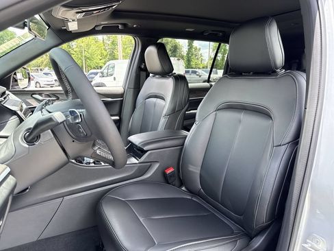 New 2026 Jeep Grand Cherokee L Limited AWD/4WD image 14