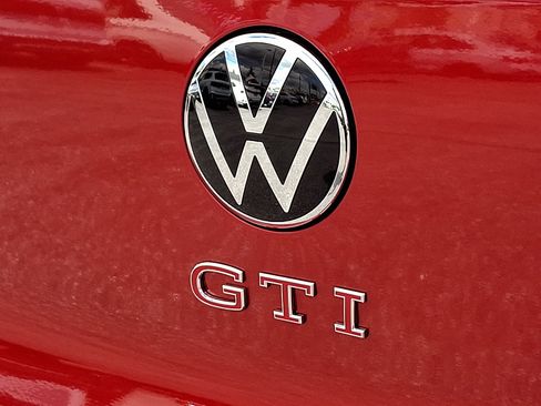 New 2026 Volkswagen GTI SE FWD image 13
