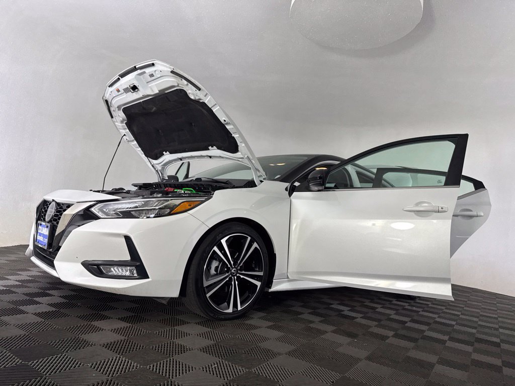Used 2021 Nissan Sentra SR FWD image 17