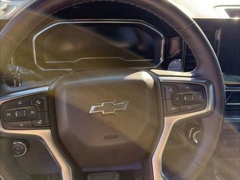 Used 2024 Chevrolet Silverado 1500 LT Trail Boss w/ LT Trail Boss Premium Package AWD/4WD image 16