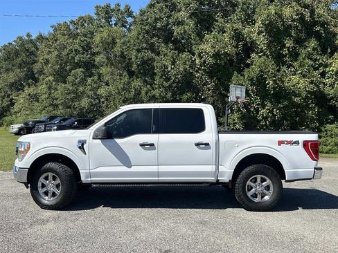 Used 2022 Ford F150 XLT w/ Equipment Group 301A Mid image 7