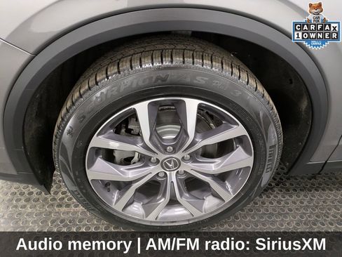 Used 2023 Acura MDX SH-AWD w/ Technology Package image 9