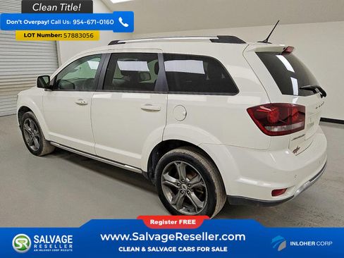 Used 2018 Dodge Journey Crossroad w/ Driver Convenience Group FWD image 3