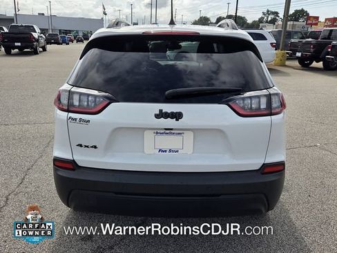 Used 2023 Jeep Cherokee Altitude Lux AWD/4WD image 11