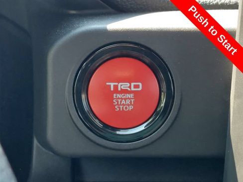 Used 2025 Toyota Tacoma TRD Off-Road AWD/4WD image 22