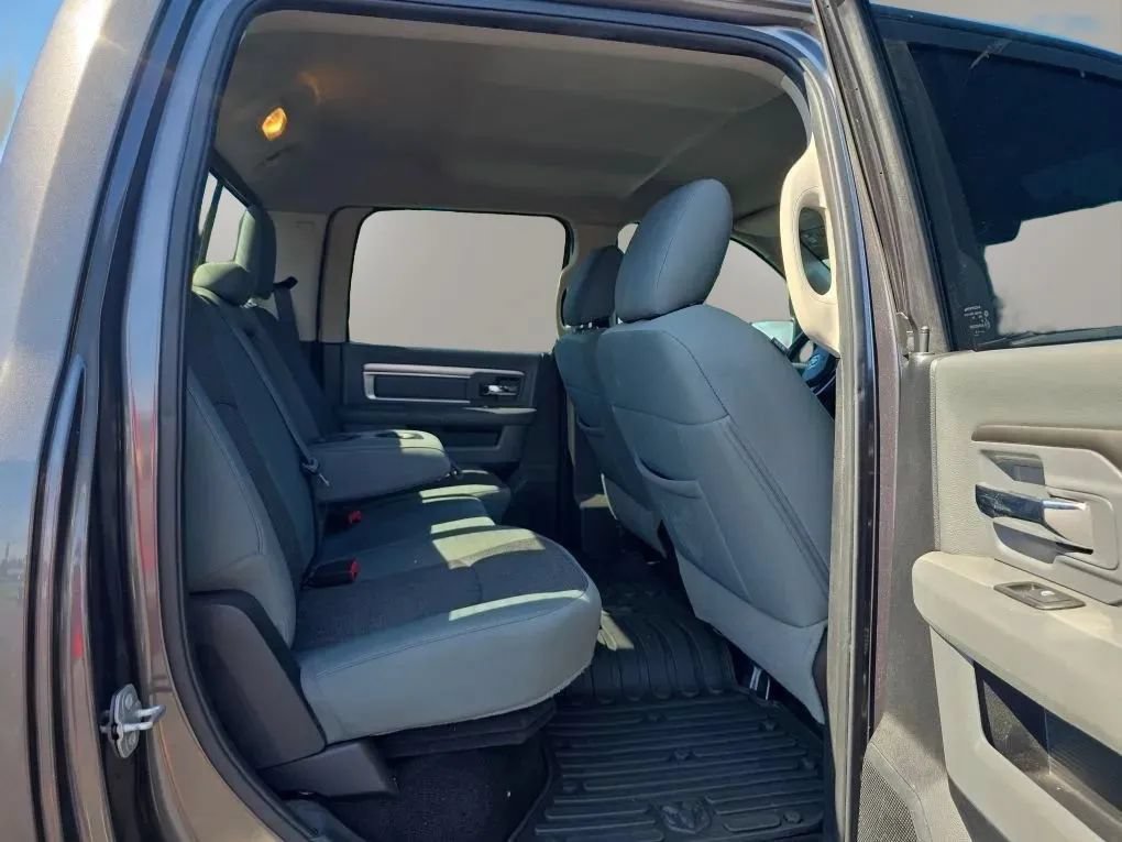 Used 2015 RAM 1500 Big Horn AWD/4WD image 46