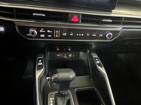 Used 2025 Kia Sorento EX FWD image 75