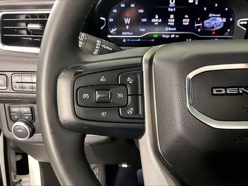 Certified 2023 GMC Yukon XL Denali AWD/4WD image 25