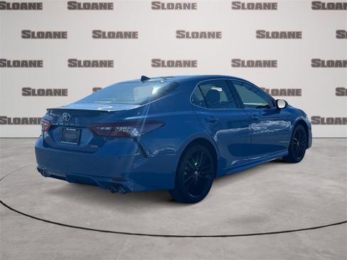 Used 2023 Toyota Camry XSE image 5