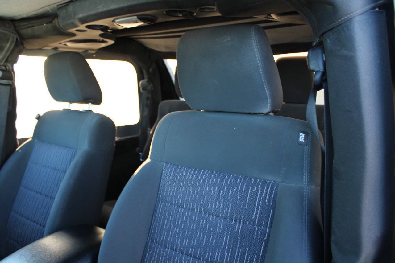 Used 2011 Jeep Wrangler Sport AWD/4WD image 14