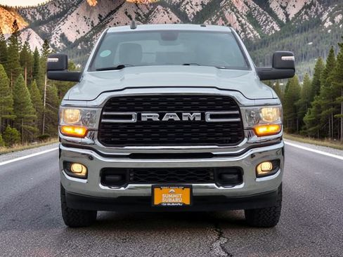 Used 2024 RAM 2500 Big Horn AWD/4WD image 3