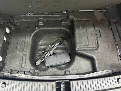 Used 2021 Mercedes-Benz C 300 Sedan image 35