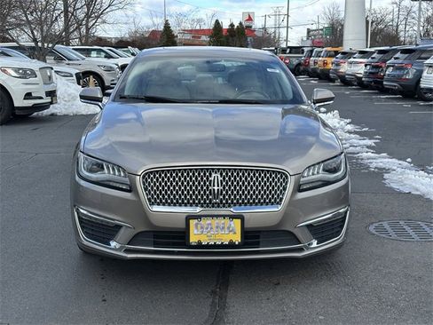 Used 2018 Lincoln MKZ Select w/ Select Plus Package image 2