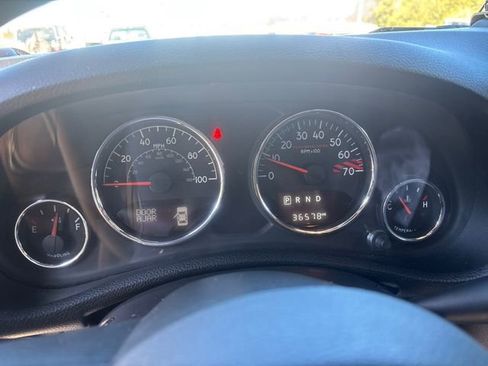 Used 2018 Jeep Wrangler Unlimited Rubicon image 10