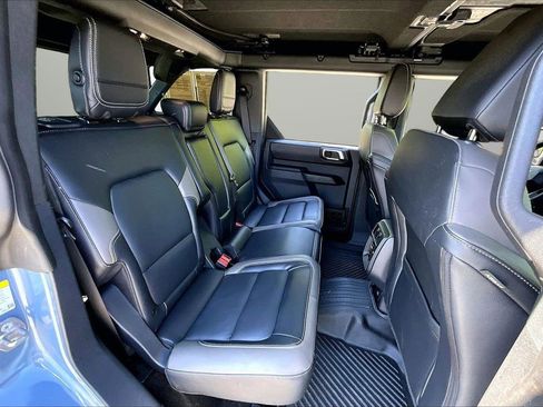 Used 2025 Ford Bronco Outer Banks AWD/4WD image 24