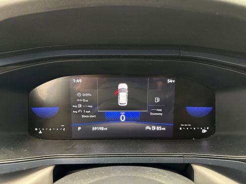 Used 2024 Volkswagen Taos SE image 12