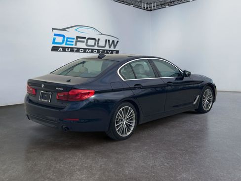 Used 2019 BMW 530i xDrive w/ Premium Package image 3
