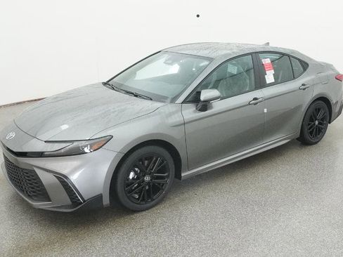 New 2026 Toyota Camry SE image 7